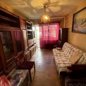 Продається 3 кімнатна квартира