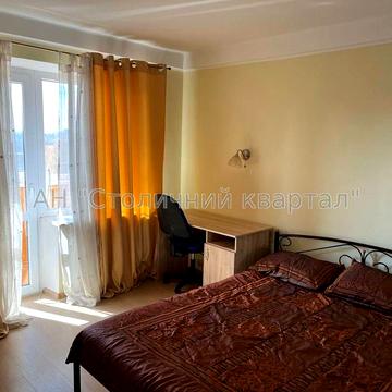 Продаж квартири біля посольства США