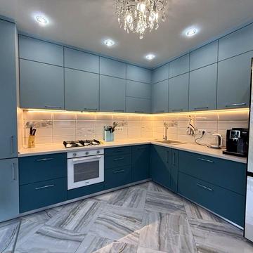 Новоберегова вул., 2