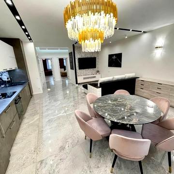 Антоновича вул. (Горького), 74