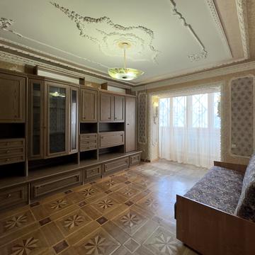 Оболонський просп., 40