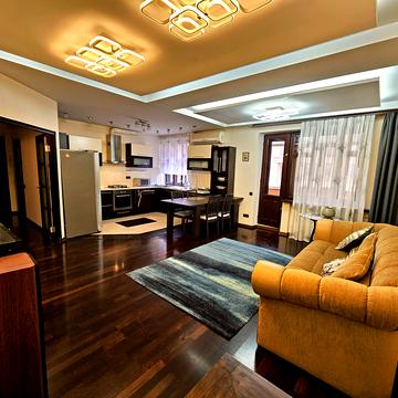 Гоголівська вул., 36-40