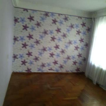 Сдаю 2комн.кв.Чаривная/1йшевчик/частично мебель,без техники.Длительно