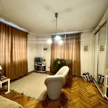 львівська, 17