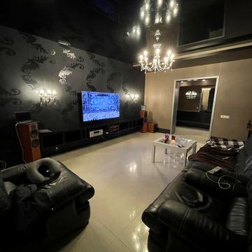 Верховної Ради бульв., 14-Б