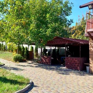 Продається будинок у пригороді Харкова