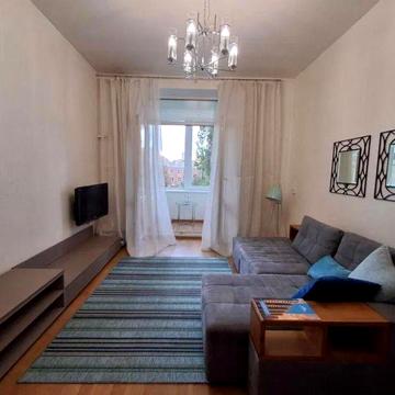 Берестейський просп. (Перемоги), 77/1