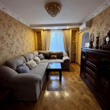 Ювілейний просп. (), 42