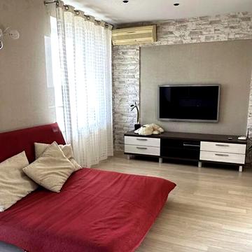 Довгострокова оренда 3к Квартира Галицького Данила вулиця