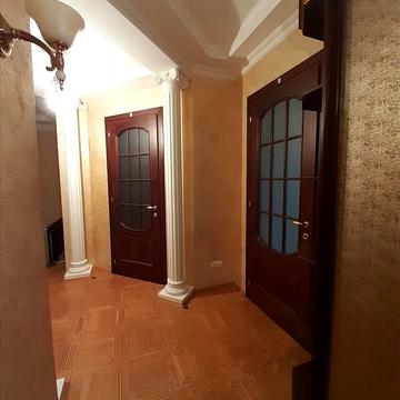 Котляревського вул., 1