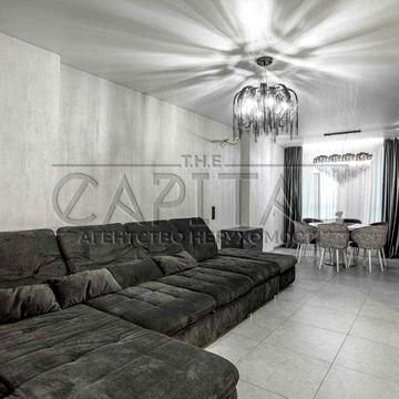 Продаж квартири, ЖК Рівєра, ул. Центральна, Осокорки