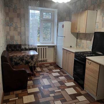 Владислава Бувалкіна вул. (Бочарова Генерала), 15