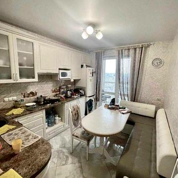 Оренда 2к квартири ЖК “Вишиванка”, вул. Приорська. Оболонський район.