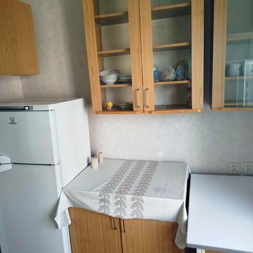 Йорданська вул. (Лайоша Гавро), 4