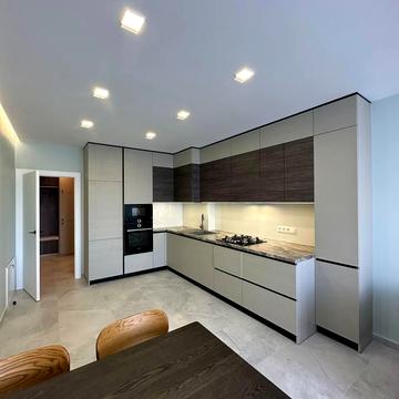 Львівська вул., 33б