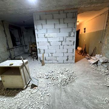 Квартира в центрі 1 поверх 45м2 (Район ХНУВС)