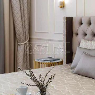 Оренда 3-кімнатної дизайнерської квартири на Печерську