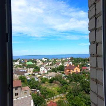 3-кімнатна квартира, центр Черкас, вид на Дніпро, автономне опалення,