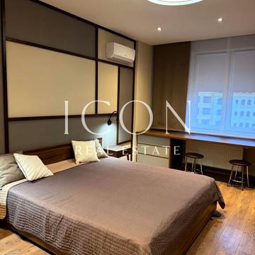 Полтавська вул., 10