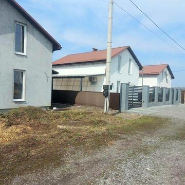 Будинок 80 %  ремонт. Раково.