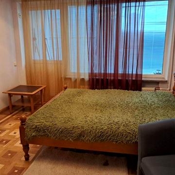 Братів Зерових вул. (Червонопартизанська), 4/6