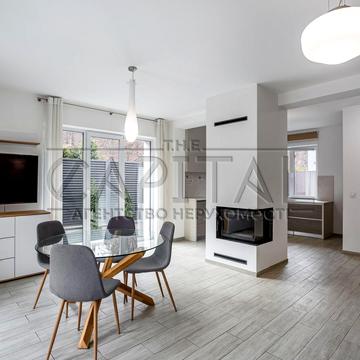 Лінія 11-а вул., 1