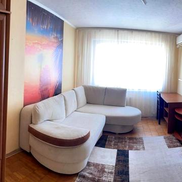 Левка Лукяненка вул. (Маршала Тимошенка), 1-Б