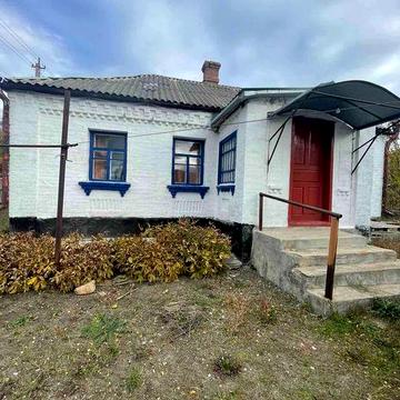 Продам будинок в місті Новоукраїнка