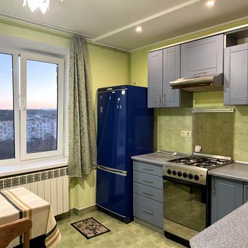 Івана Франка вул., 14