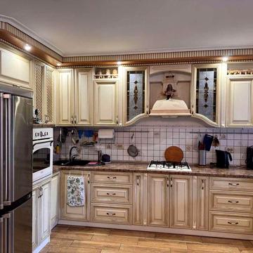 Двохрівнева квартира в Боздоші