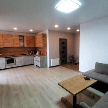 Рівненська вул., 25-А