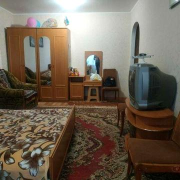 продаж 1 кімнатної квартири на молодіжному