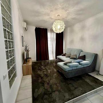 Сдам долгосрочно квартиру в Аркадии! Кадор