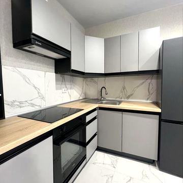 Перша здача! 1 кімнатна квартира в самому центрі. 3 поверх