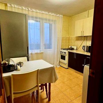 Затишна 1-кімнатна квартира біля метро Оболонь | Оболонський просп 14А