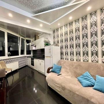 Оренда 2К. ЖК 4 Сезони . Метро . Паркінг