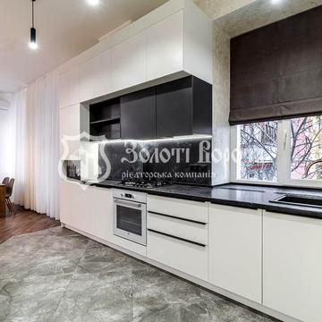 Тарасівська вул., 19-Б