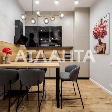 Продаж 2 кім. квартири по вул. Леонтовича. Ближній центр.