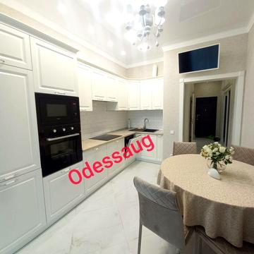 Сдам Светлую ,красивую 2-х ком квартиру в жк 25 Жемчужина 65м. 7 этаж.