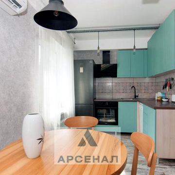 2-х кімнатна квартира з видом на р. Дніпро