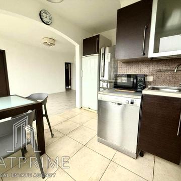 Йорданська вул. (Лайоша Гавро), 16