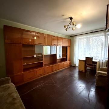 Генерала Безручка вул., 14