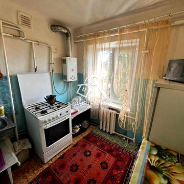 Продаж 1-кімнатної квартири. Універмаг