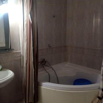 Леонтовича вул. (Бєлінського), 4