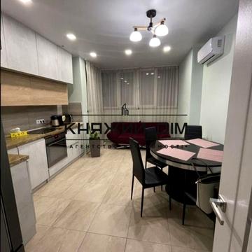 Олени Пчілки вул., 7