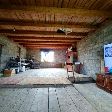 Продажа жилого дома с большим участком