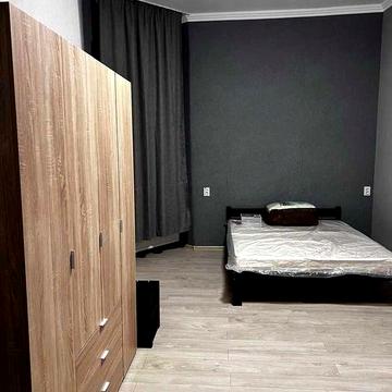 Оренда квартири по вул. Здоровя , р-н Новий Світ