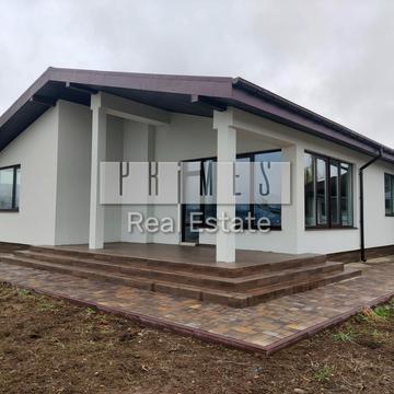 Прибережна вул.