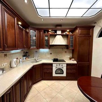 Продам 2-кімнатну квартиру з ремонтом вул.Середньофонтанська