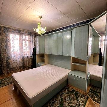 Трикімнатна, початок вул. Скальда